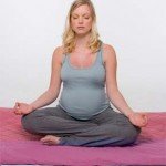 Fare yoga durante la gravidanza
